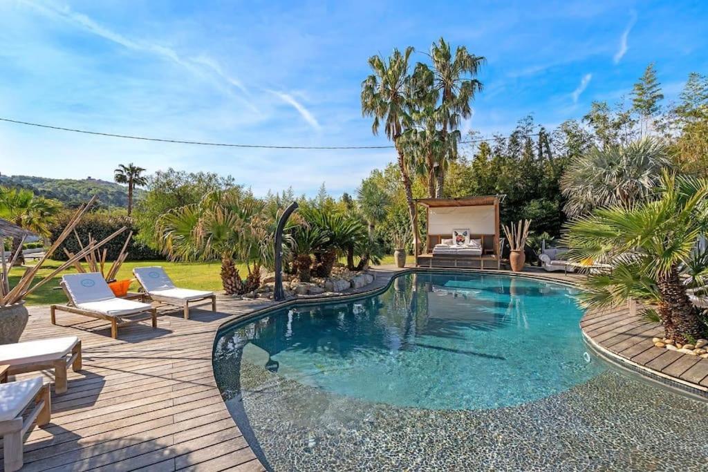 Grande Villa St-Tropez Area Avec Piscine Chauffee Gassin Exterior foto